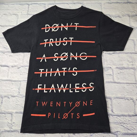 21 Pilots "Don't Trust a Song That's Flawless" Tee size XS or Small - Picture 1 of 6